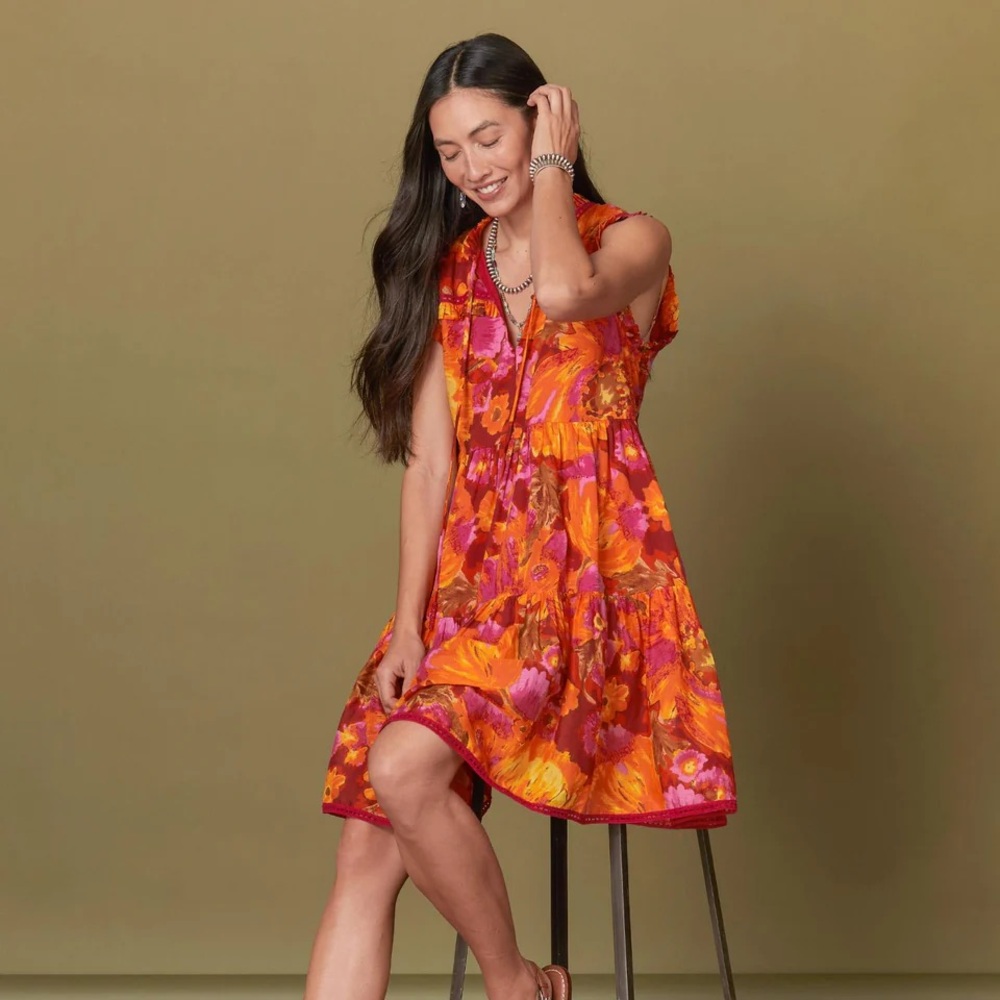 Sundance ‘Blossoms Devine’ dress size large.